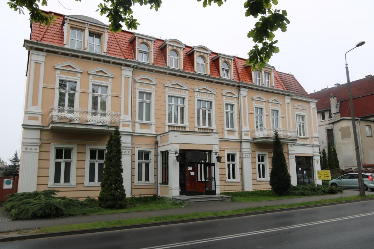 Hotel Polonia Chojnice Exterior photo